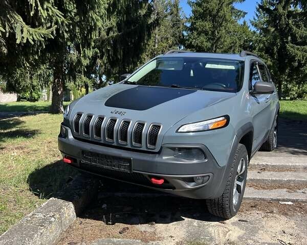 Серый Джип Чероки, объемом двигателя 3.24 л и пробегом 304 тыс. км за 14200 $, фото 26 на Automoto.ua