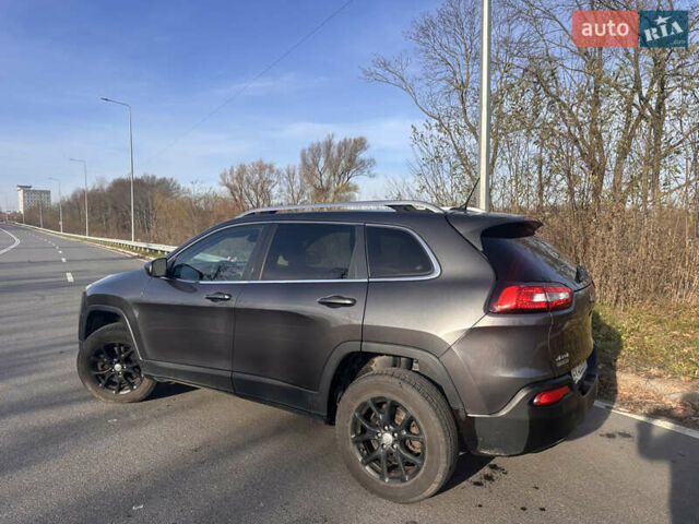 Серый Джип Чероки, объемом двигателя 2.36 л и пробегом 156 тыс. км за 14500 $, фото 10 на Automoto.ua