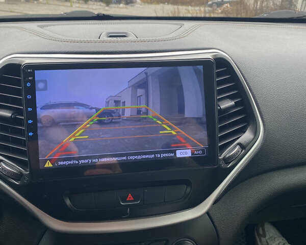 Сірий Джип Cherokee, об'ємом двигуна 2.36 л та пробігом 241 тис. км за 10800 $, фото 17 на Automoto.ua