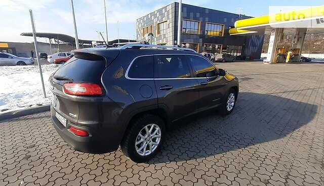Сірий Джип Cherokee, об'ємом двигуна 2.4 л та пробігом 154 тис. км за 13900 $, фото 1 на Automoto.ua