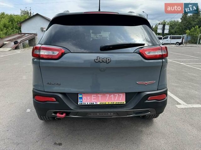 Серый Джип Чероки, объемом двигателя 3.2 л и пробегом 299 тыс. км за 14799 $, фото 18 на Automoto.ua