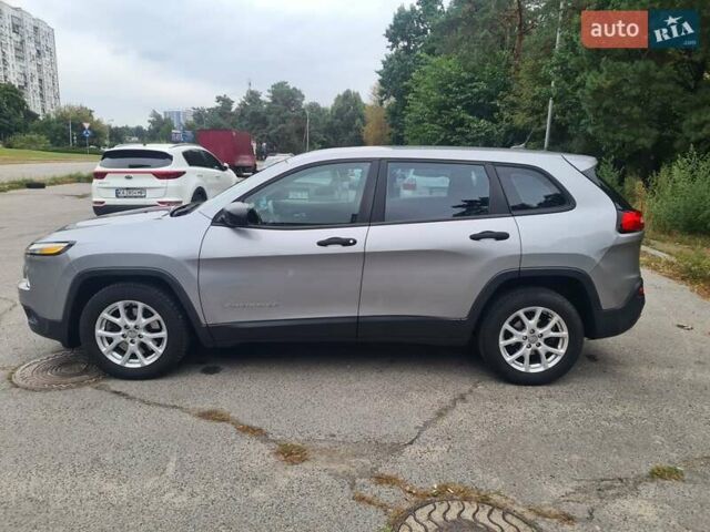 Сірий Джип Cherokee, об'ємом двигуна 2.36 л та пробігом 170 тис. км за 11111 $, фото 8 на Automoto.ua