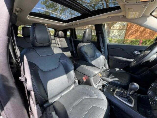 Серый Джип Чероки, объемом двигателя 3.2 л и пробегом 90 тыс. км за 4300 $, фото 9 на Automoto.ua