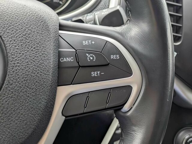 Сірий Джип Cherokee, об'ємом двигуна 2.4 л та пробігом 83 тис. км за 8400 $, фото 12 на Automoto.ua