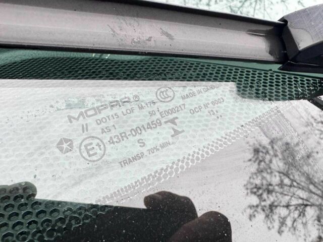 Серый Джип Чероки, объемом двигателя 3.2 л и пробегом 133 тыс. км за 11800 $, фото 21 на Automoto.ua