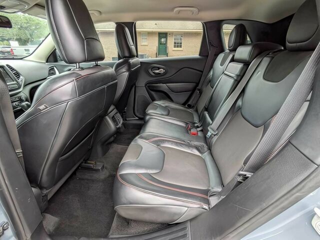 Сірий Джип Cherokee, об'ємом двигуна 2.4 л та пробігом 83 тис. км за 8400 $, фото 14 на Automoto.ua