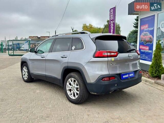 Сірий Джип Cherokee, об'ємом двигуна 2.36 л та пробігом 167 тис. км за 12300 $, фото 4 на Automoto.ua