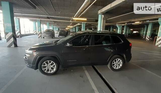 Сірий Джип Cherokee, об'ємом двигуна 2.4 л та пробігом 154 тис. км за 13900 $, фото 5 на Automoto.ua