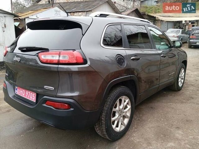 Серый Джип Чероки, объемом двигателя 2.4 л и пробегом 250 тыс. км за 11300 $, фото 6 на Automoto.ua