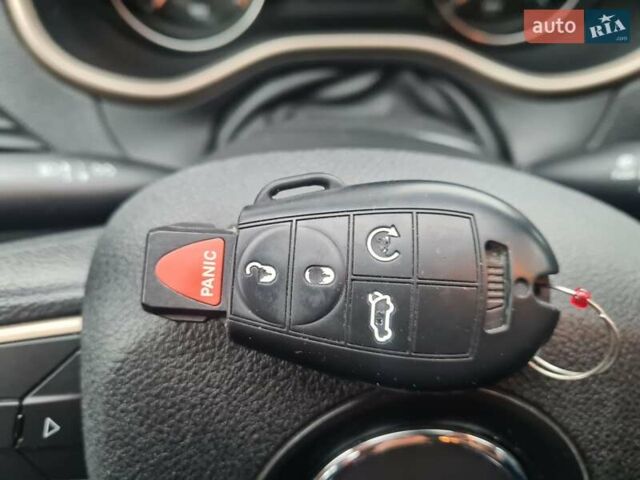 Сірий Джип Cherokee, об'ємом двигуна 2.36 л та пробігом 170 тис. км за 11111 $, фото 19 на Automoto.ua
