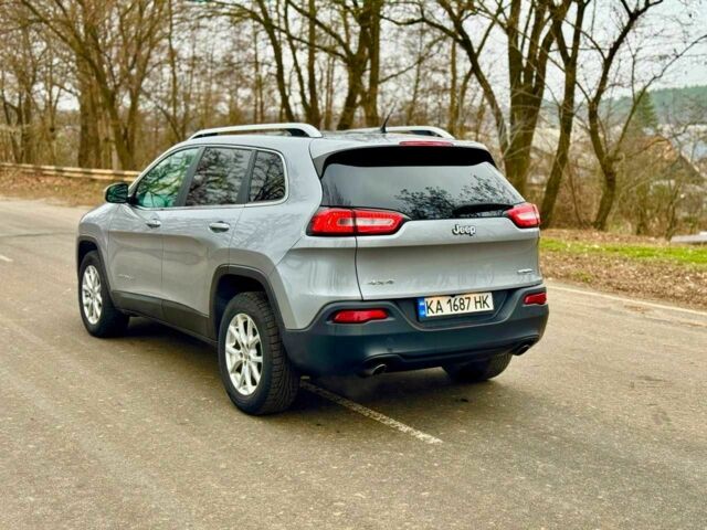 Серый Джип Чероки, объемом двигателя 3.2 л и пробегом 133 тыс. км за 11800 $, фото 5 на Automoto.ua