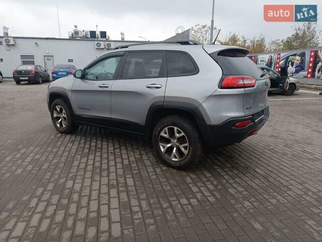 Серый Джип Чероки, объемом двигателя 3.24 л и пробегом 141 тыс. км за 16500 $, фото 5 на Automoto.ua