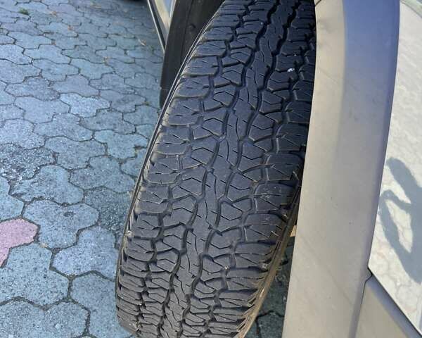 Серый Джип Чероки, объемом двигателя 3.24 л и пробегом 304 тыс. км за 14200 $, фото 28 на Automoto.ua