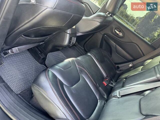 Серый Джип Чероки, объемом двигателя 3.24 л и пробегом 304 тыс. км за 14200 $, фото 31 на Automoto.ua