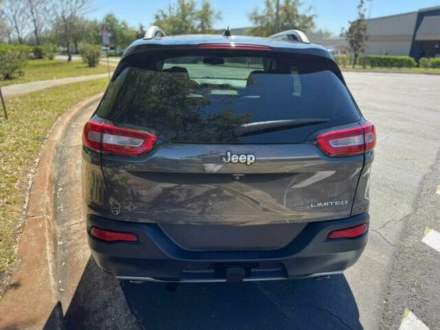 Серый Джип Чероки, объемом двигателя 3.2 л и пробегом 90 тыс. км за 4300 $, фото 5 на Automoto.ua