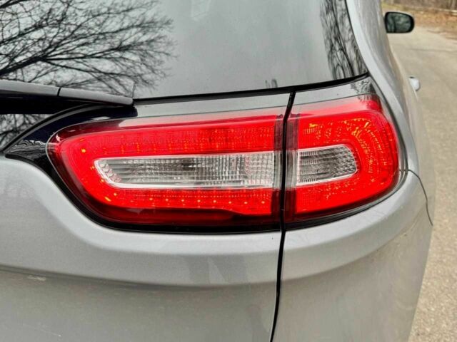 Серый Джип Чероки, объемом двигателя 3.2 л и пробегом 133 тыс. км за 11800 $, фото 23 на Automoto.ua