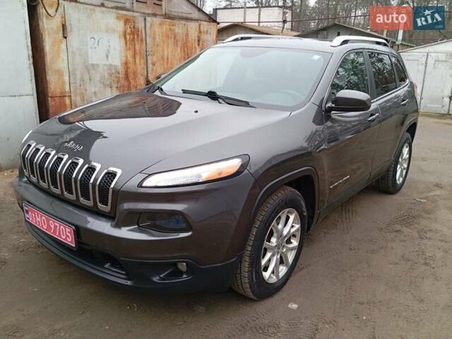 Серый Джип Чероки, объемом двигателя 2.4 л и пробегом 250 тыс. км за 11300 $, фото 3 на Automoto.ua