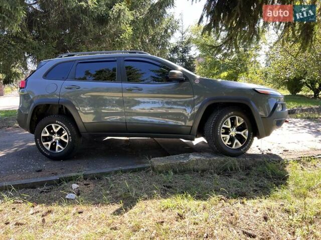 Серый Джип Чероки, объемом двигателя 3.24 л и пробегом 304 тыс. км за 14200 $, фото 25 на Automoto.ua