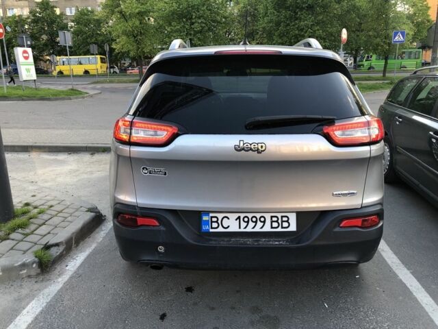 Серый Джип Чероки, объемом двигателя 2.4 л и пробегом 130 тыс. км за 11300 $, фото 4 на Automoto.ua