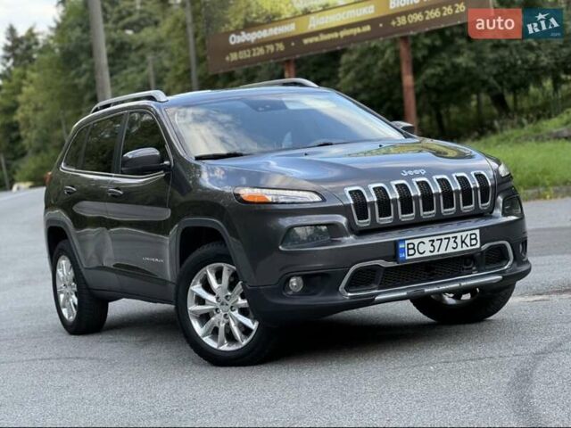 Серый Джип Чероки, объемом двигателя 3.24 л и пробегом 184 тыс. км за 12500 $, фото 5 на Automoto.ua