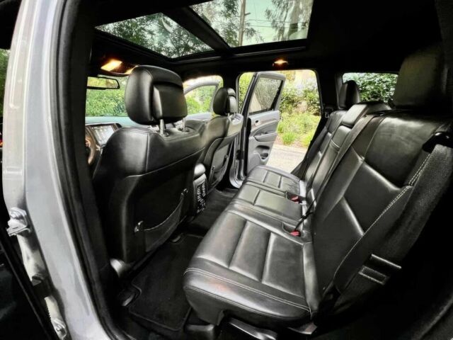 Сірий Джип Cherokee, об'ємом двигуна 3 л та пробігом 78 тис. км за 9900 $, фото 12 на Automoto.ua