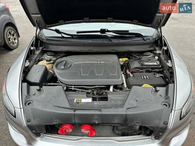 Серый Джип Чероки, объемом двигателя 3.24 л и пробегом 195 тыс. км за 14800 $, фото 30 на Automoto.ua