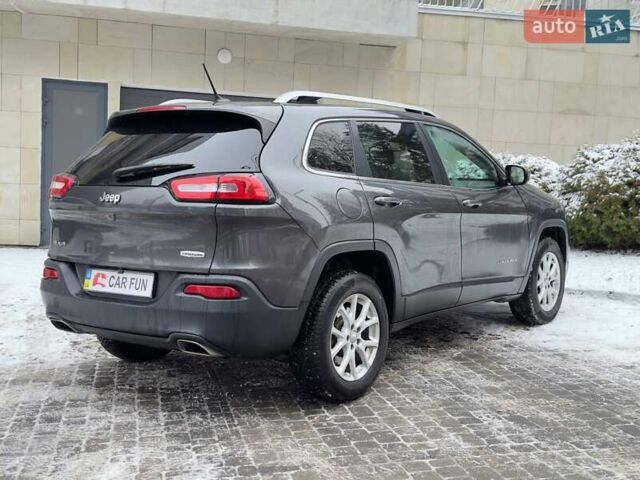 Серый Джип Чероки, объемом двигателя 3.24 л и пробегом 172 тыс. км за 11900 $, фото 18 на Automoto.ua