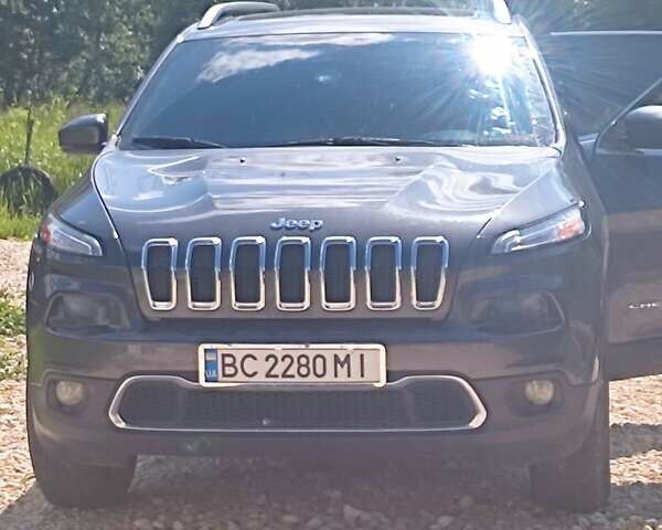 Серый Джип Чероки, объемом двигателя 2.36 л и пробегом 186 тыс. км за 15700 $, фото 1 на Automoto.ua