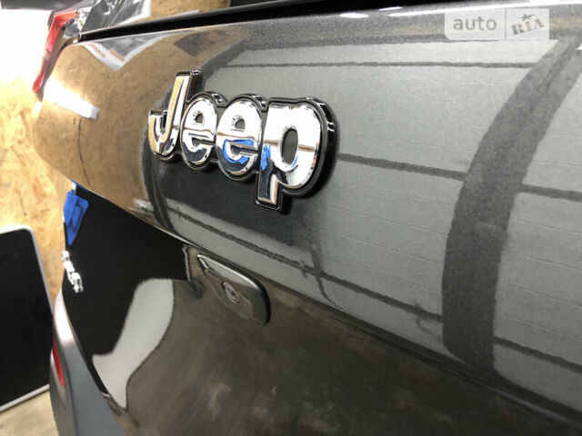 Сірий Джип Cherokee, об'ємом двигуна 2.36 л та пробігом 110 тис. км за 17500 $, фото 28 на Automoto.ua