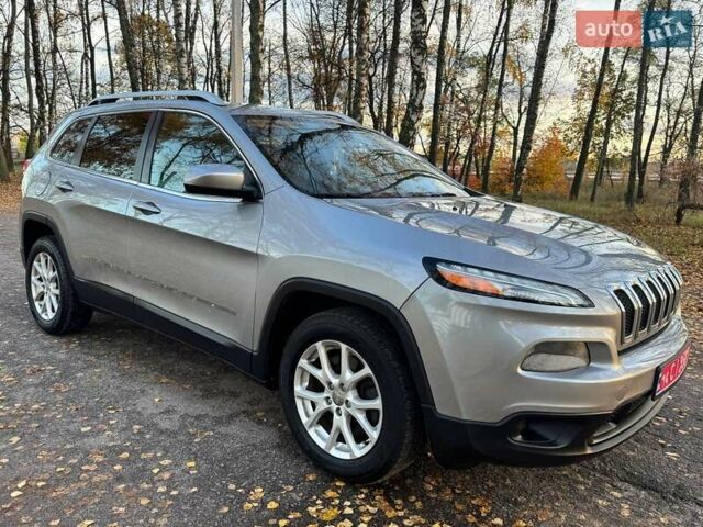 Джип Cherokee 2015 у Ахтырке на Automoto.ua Сірий Джип Cherokee, об'ємом двигуна 2.4 л та пробігом 145 тис. км за 11850 $, фото 14 на Automoto.ua