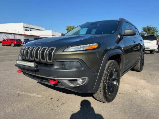 Сірий Джип Cherokee, об'ємом двигуна 2.4 л та пробігом 75 тис. км за 3250 $, фото 2 на Automoto.ua