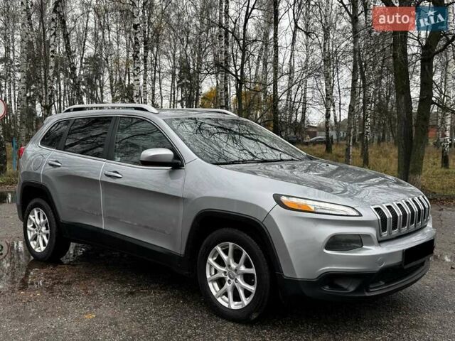 Сірий Джип Cherokee, об'ємом двигуна 2.36 л та пробігом 140 тис. км за 11852 $, фото 2 на Automoto.ua