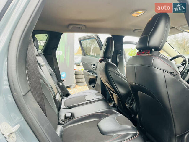 Серый Джип Чероки, объемом двигателя 2.36 л и пробегом 169 тыс. км за 12600 $, фото 16 на Automoto.ua