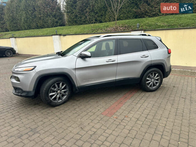 Серый Джип Чероки, объемом двигателя 3.24 л и пробегом 200 тыс. км за 11300 $, фото 2 на Automoto.ua