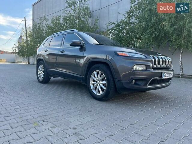 Серый Джип Чероки, объемом двигателя 2.36 л и пробегом 186 тыс. км за 15700 $, фото 61 на Automoto.ua