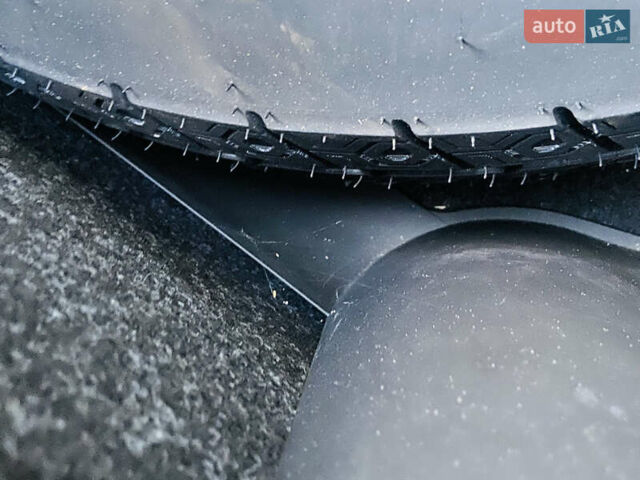 Сірий Джип Cherokee, об'ємом двигуна 2.36 л та пробігом 122 тис. км за 11800 $, фото 35 на Automoto.ua