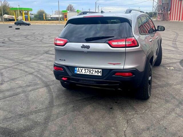 Серый Джип Чероки, объемом двигателя 3.2 л и пробегом 181 тыс. км за 18200 $, фото 2 на Automoto.ua