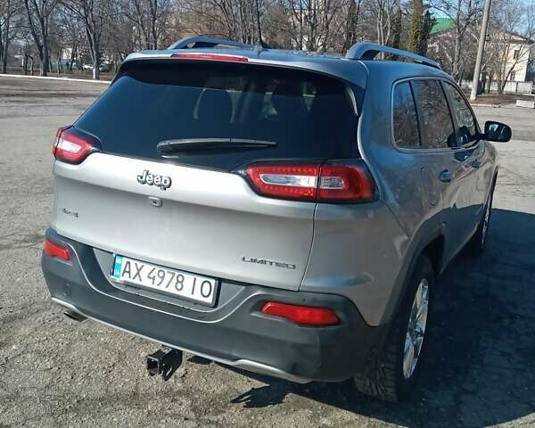 Серый Джип Чероки, объемом двигателя 2.4 л и пробегом 150 тыс. км за 15200 $, фото 7 на Automoto.ua