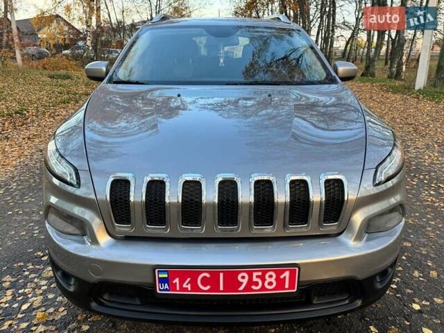 Джип Cherokee 2015 у Ахтырке на Automoto.ua Сірий Джип Cherokee, об'ємом двигуна 2.4 л та пробігом 145 тис. км за 11850 $, фото 13 на Automoto.ua