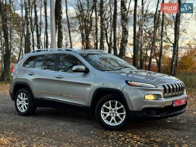 Джип Cherokee 2015 у Ахтырке на Automoto.ua Сірий Джип Cherokee, об'ємом двигуна 2.4 л та пробігом 145 тис. км за 11850 $, фото 9 на Automoto.ua