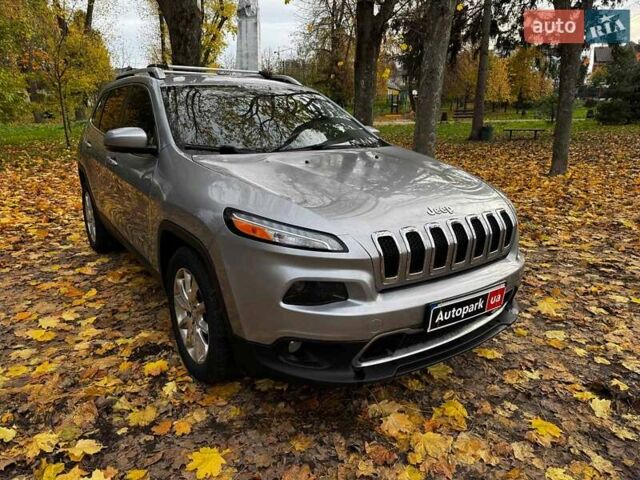 Сірий Джип Cherokee, об'ємом двигуна 3.2 л та пробігом 224 тис. км за 12290 $, фото 2 на Automoto.ua