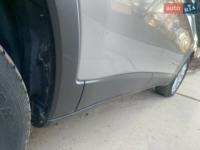 Серый Джип Чероки, объемом двигателя 2.4 л и пробегом 230 тыс. км за 12400 $, фото 13 на Automoto.ua