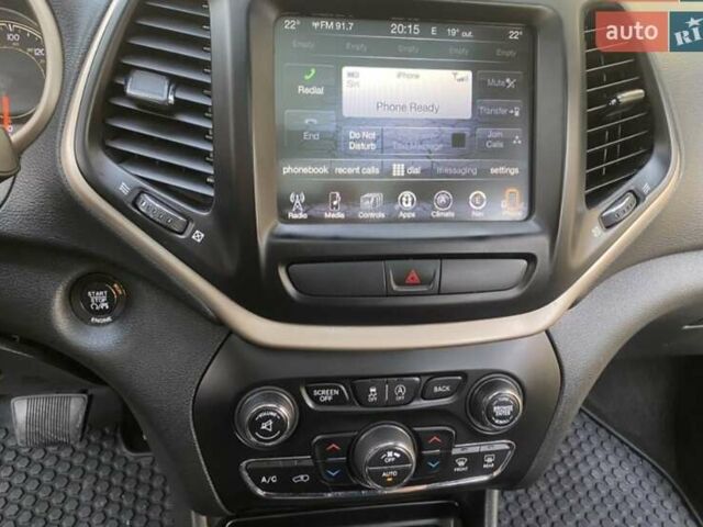 Серый Джип Чероки, объемом двигателя 2.36 л и пробегом 186 тыс. км за 15700 $, фото 32 на Automoto.ua