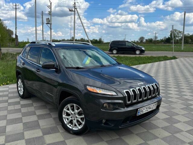 Сірий Джип Cherokee, об'ємом двигуна 0.24 л та пробігом 131 тис. км за 13500 $, фото 14 на Automoto.ua