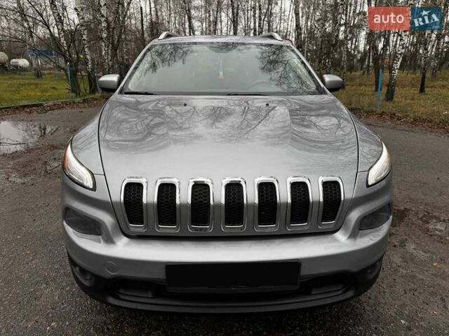 Сірий Джип Cherokee, об'ємом двигуна 2.36 л та пробігом 140 тис. км за 11852 $, фото 6 на Automoto.ua