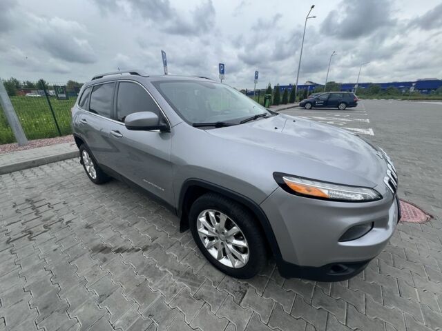 Сірий Джип Cherokee, об'ємом двигуна 2.4 л та пробігом 199 тис. км за 15500 $, фото 1 на Automoto.ua