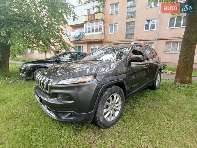 Серый Джип Чероки, объемом двигателя 2.36 л и пробегом 186 тыс. км за 15700 $, фото 48 на Automoto.ua