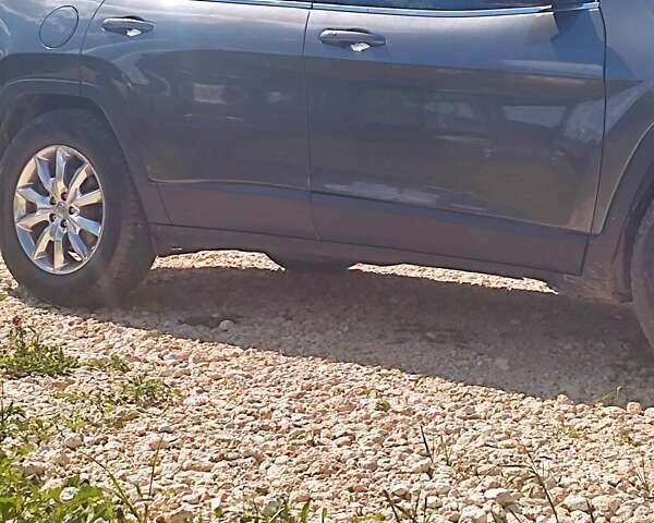 Серый Джип Чероки, объемом двигателя 2.36 л и пробегом 186 тыс. км за 15700 $, фото 52 на Automoto.ua