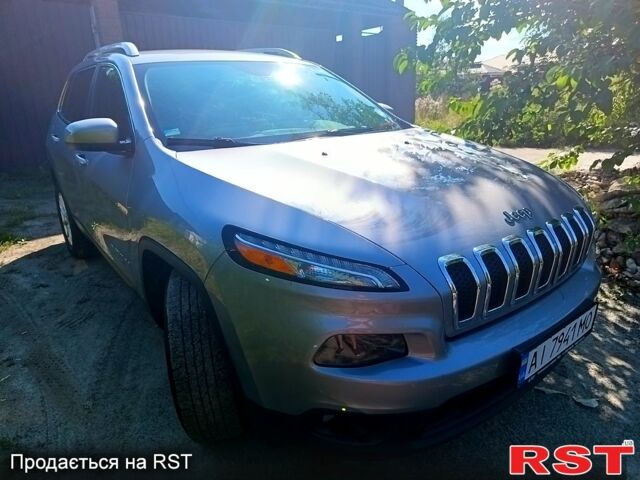 Серый Джип Чероки, объемом двигателя 2.4 л и пробегом 186 тыс. км за 11999 $, фото 1 на Automoto.ua