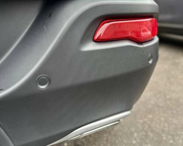 Серый Джип Чероки, объемом двигателя 3.24 л и пробегом 195 тыс. км за 14800 $, фото 26 на Automoto.ua